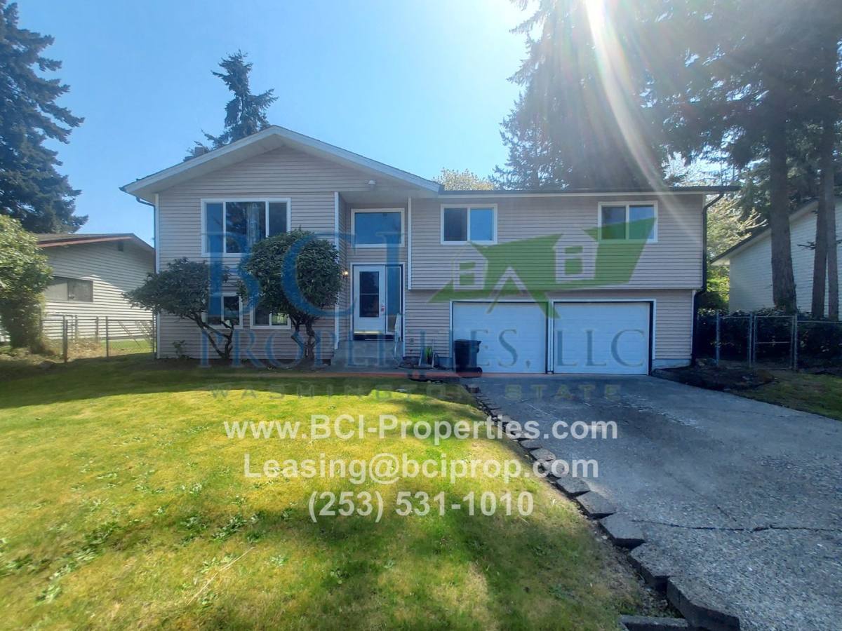 House for rent at 10616 98th St SW, Lakewood, WA 98498