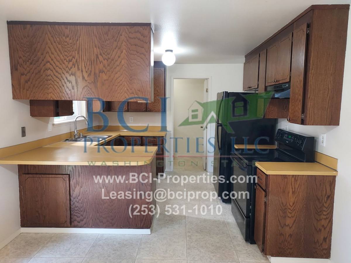 House for rent at 10616 98th St SW, Lakewood, WA 98498
