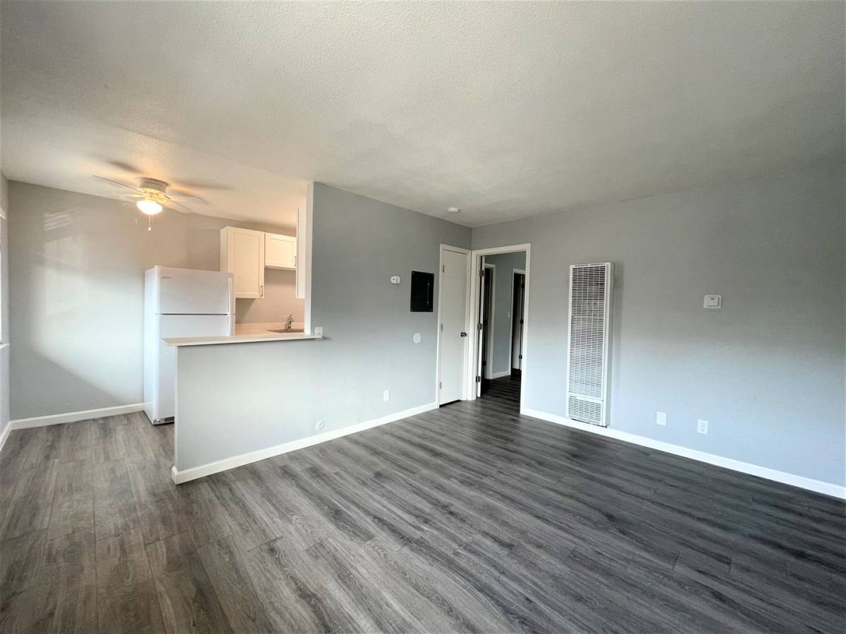 Apartment for rent at 940 N San Joaquin St, Stockton, CA 95202