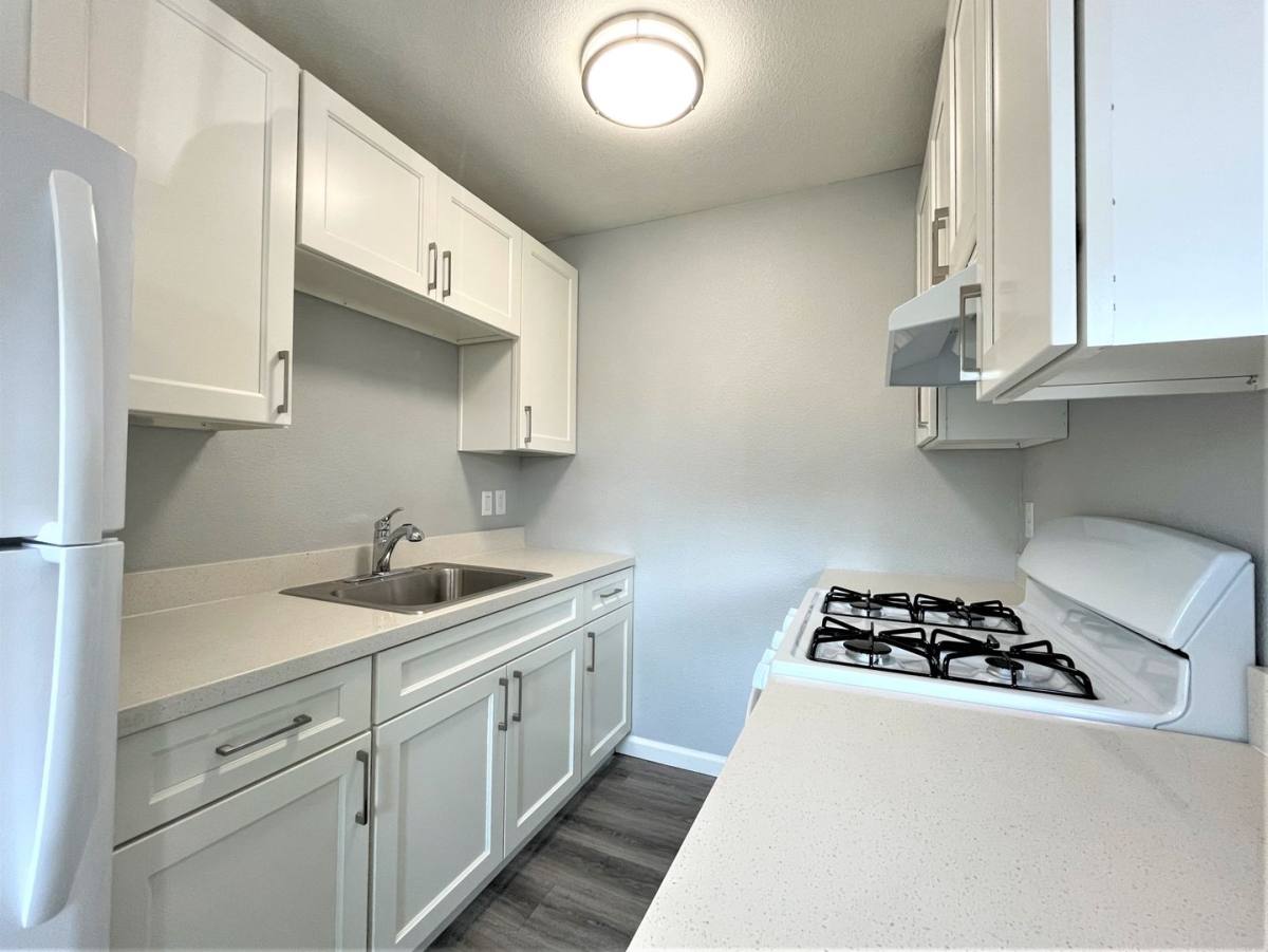 Apartment for rent at 940 N San Joaquin St, Stockton, CA 95202