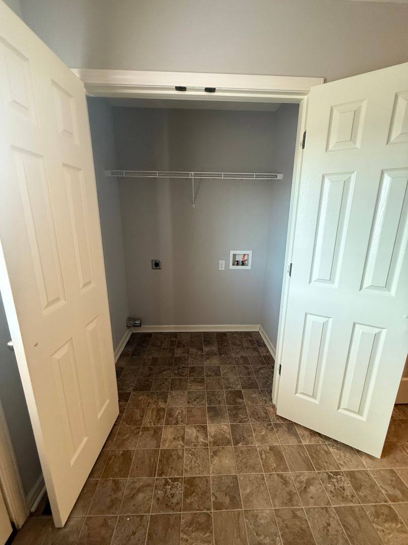 Townhouse for rent at 362 Upper Stone Ave E, Bowling Green, KY 42101