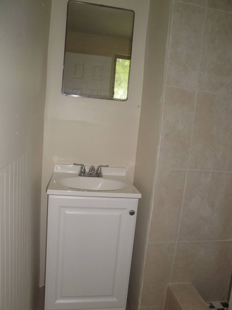 Apartment for rent at 1101 Summer St, Lake Worth, FL 33461