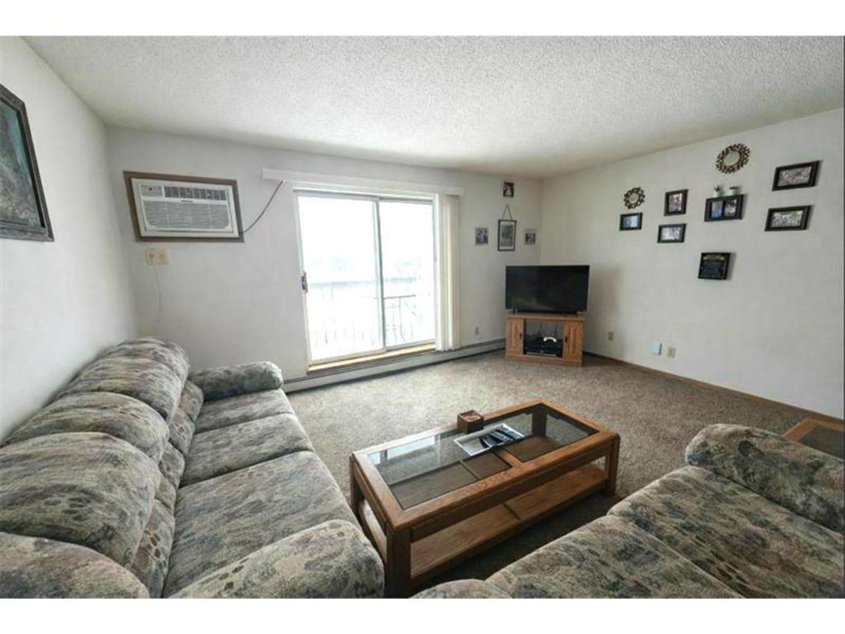 Apartment for rent at 1423 6th St N, Saint Cloud, MN 56303