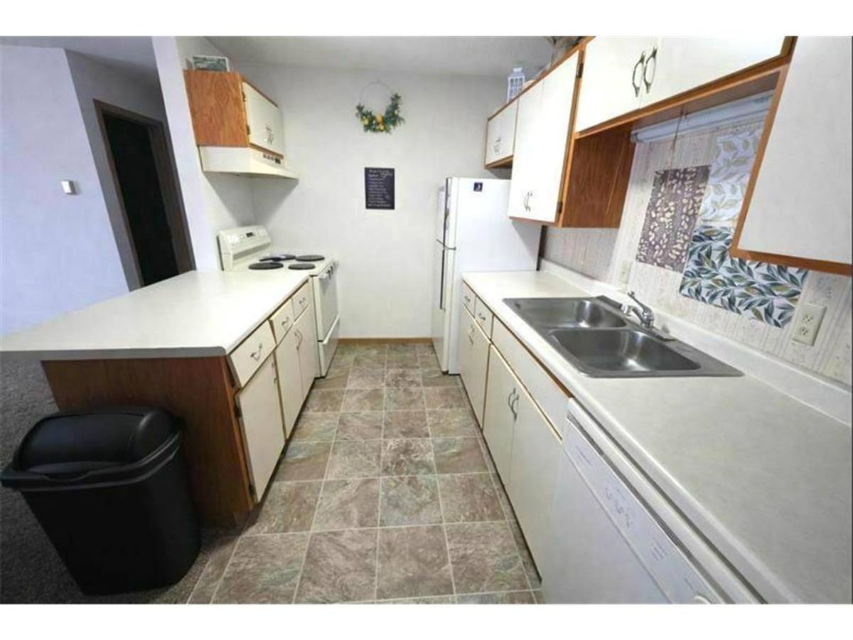 Apartment for rent at 1423 6th St N, Saint Cloud, MN 56303