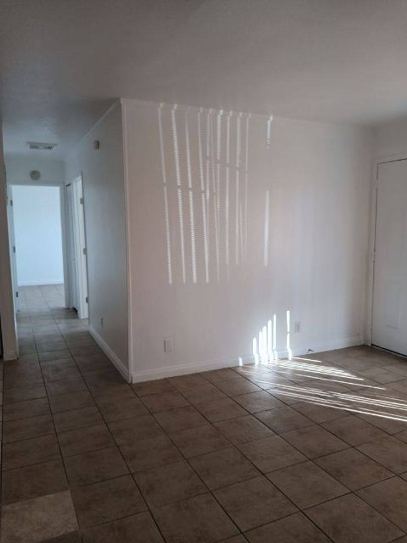 Apartment for rent at 2601 Columbus St, Bakersfield, CA 93306