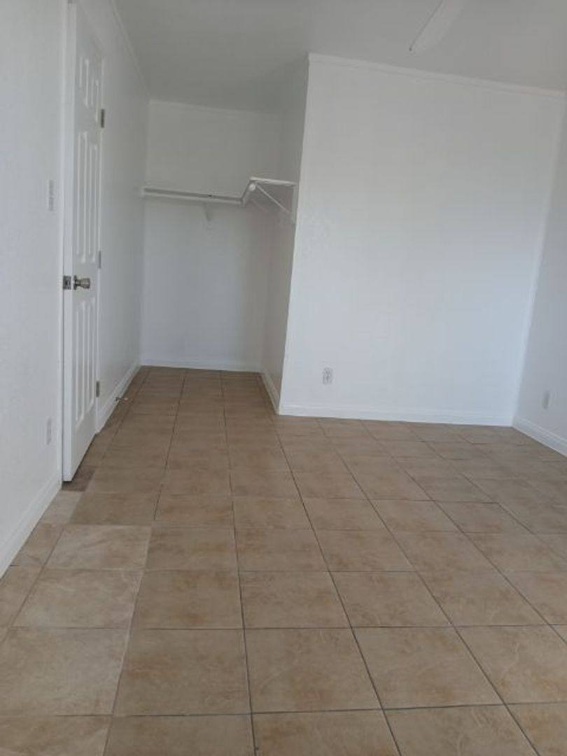 Apartment for rent at 2601 Columbus St, Bakersfield, CA 93306