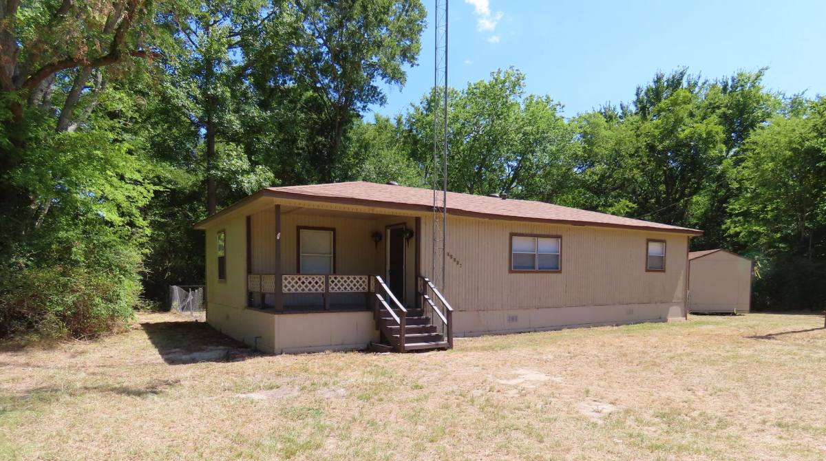 House for rent at 15227 C R, Tyler, TX 75709