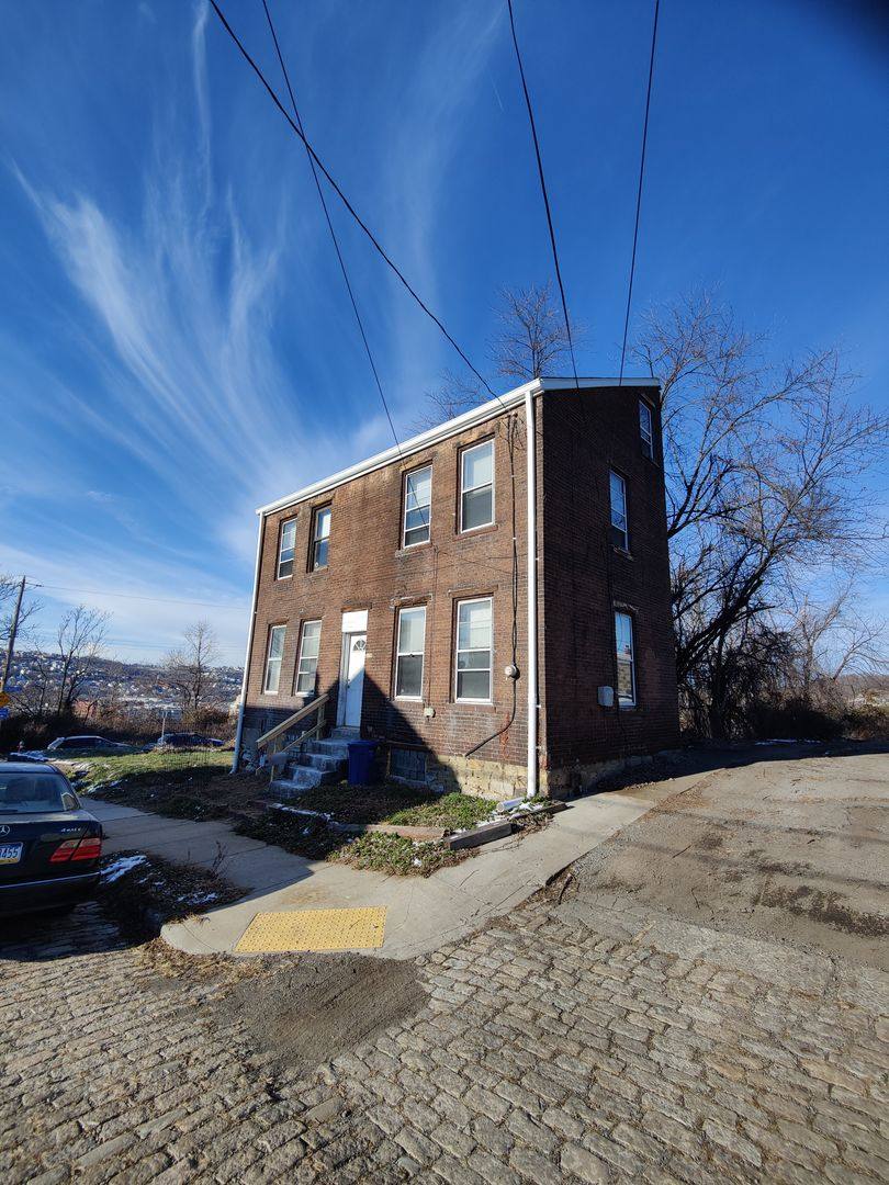 House for rent at 3139 Ward St, Pittsburgh, PA 15213