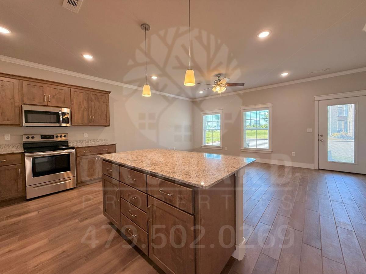 Apartment for rent at 3000-3010 N Conway Dr, Siloam Springs, AR 72761