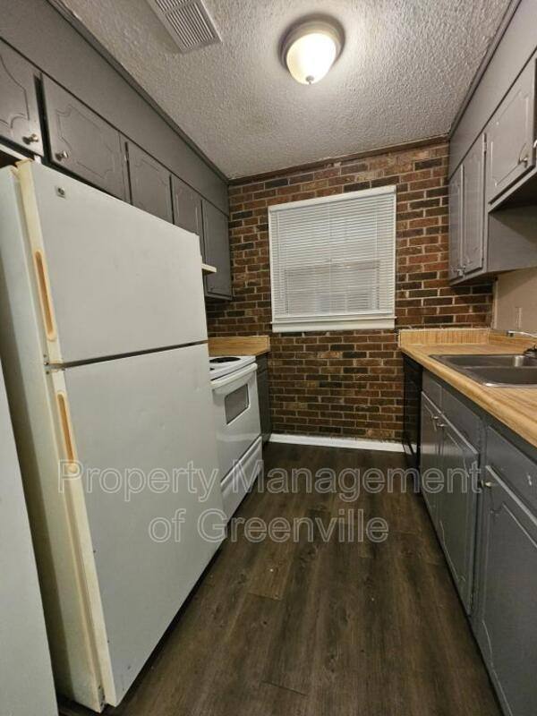 Apartment for rent at 6526 White Horse Rd, Greenville, SC 29611