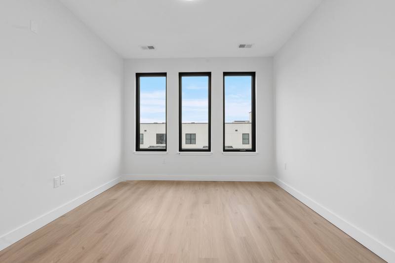 Apartment for rent at 407 Highland Ave, Orange, NJ 07050