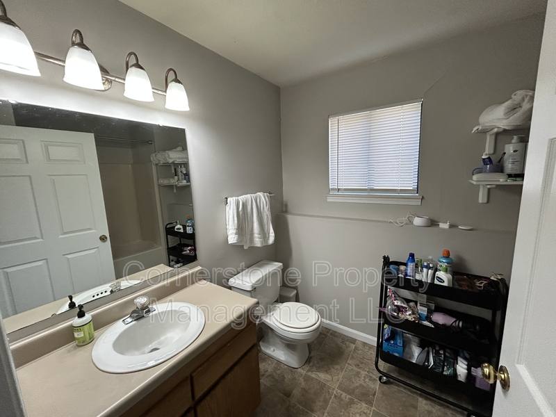 Apartment for rent at 1000 Emery Rd, Lawrence, KS 66044