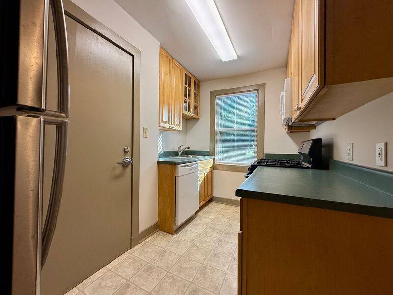 Apartment for rent at 1400 Kenmore Ave, Fredericksburg, VA 22401