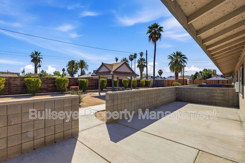 House for rent at 840 E Turney Ave, Phoenix, AZ 85014