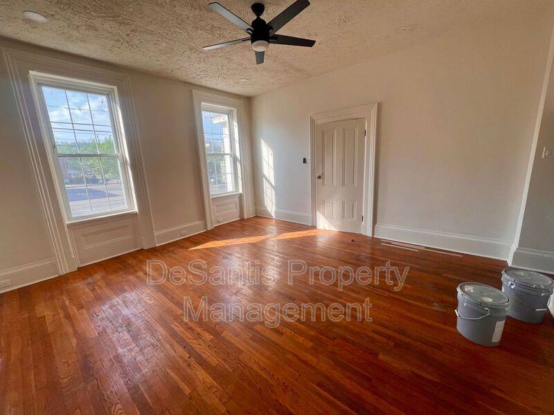 Apartment for rent at 1198 Third St #1R, Beaver, PA 15009