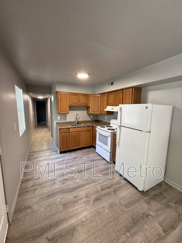 Apartment for rent at 747 Cunningham Ave #3, Saint Charles, MO 63301