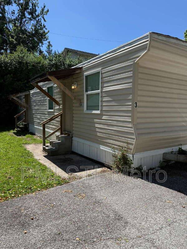 Apartment for rent at 747 Cunningham Ave #3, Saint Charles, MO 63301