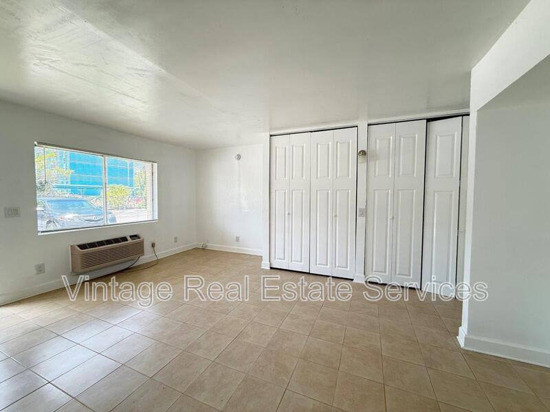 Apartment for rent at 3301 58th Ave S, Saint Petersburg, FL 33712