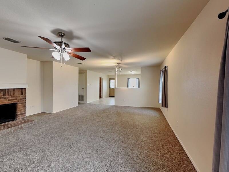 House for rent at 708 Moss Glen Trail, Arlington, TX 76002