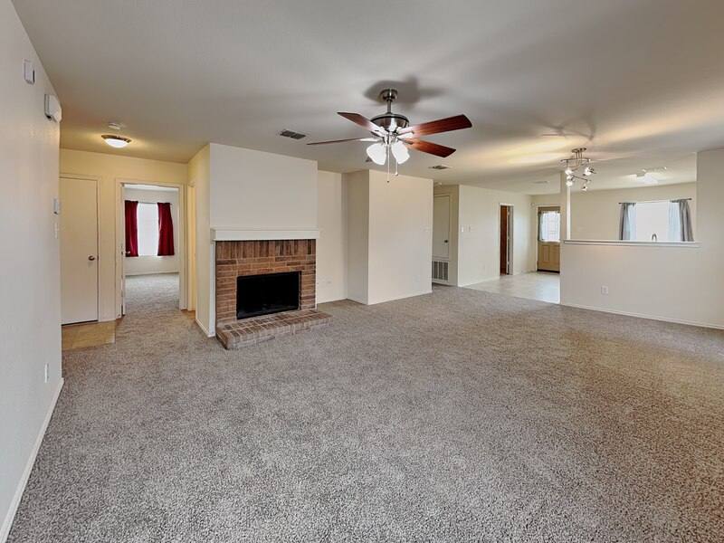 House for rent at 708 Moss Glen Trail, Arlington, TX 76002