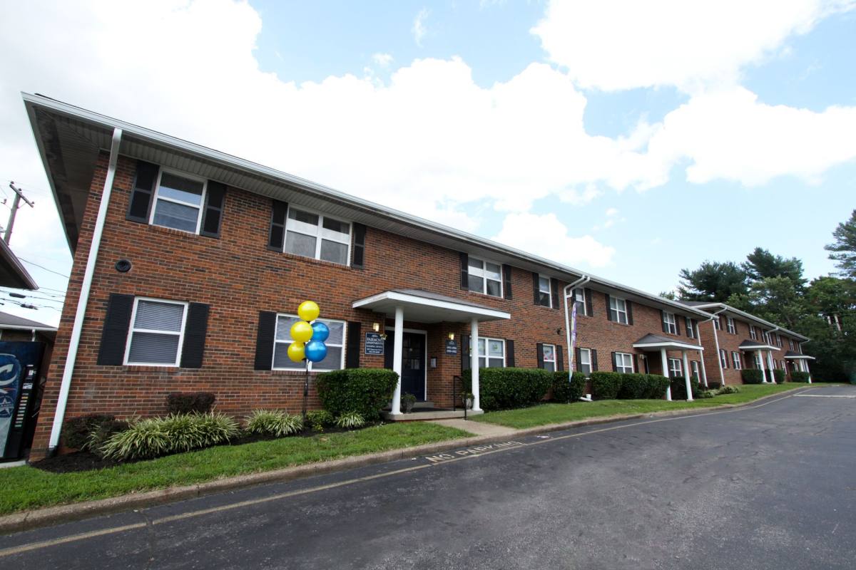 Apartment for rent at 4982 Tippecanoe Dr, Evansville, IN 47715
