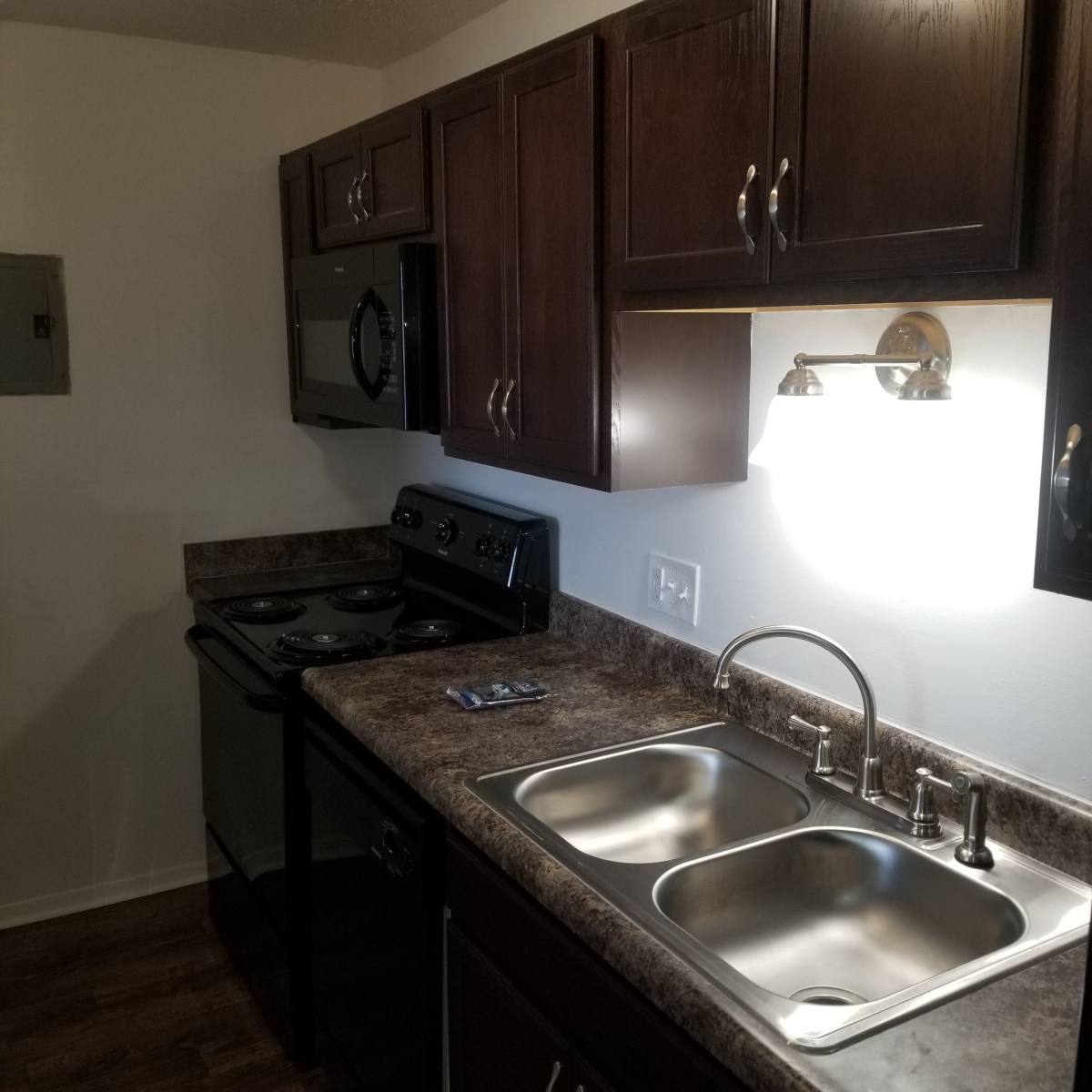 Apartment for rent at 4982 Tippecanoe Dr, Evansville, IN 47715