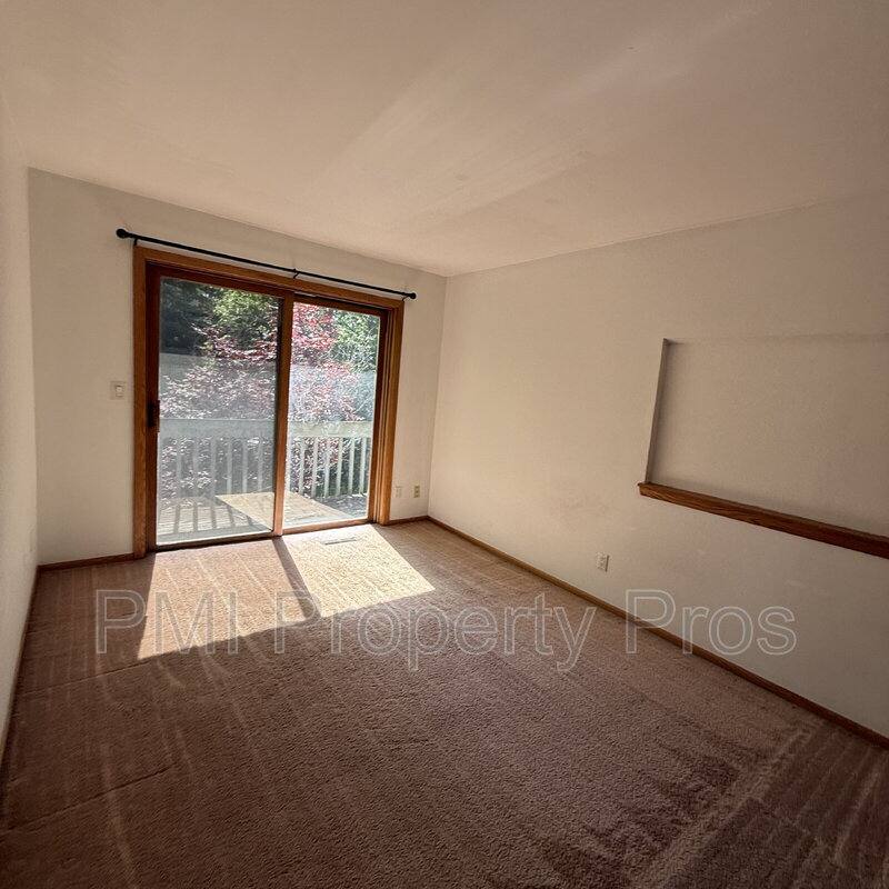 Townhouse for rent at 4130 Eldorado Court, Brookfield, WI 53005