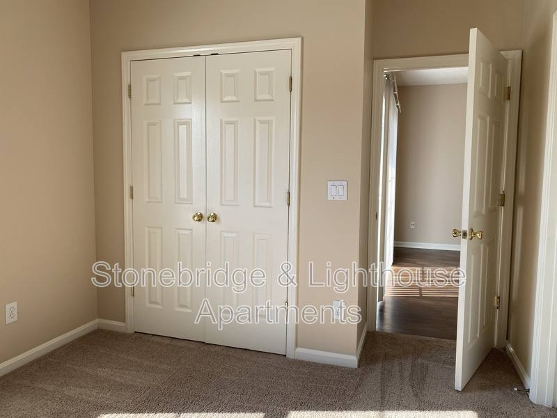 Apartment for rent at 1104 Lighthouse Dr #B 1, Jeffersonville, IN 47130