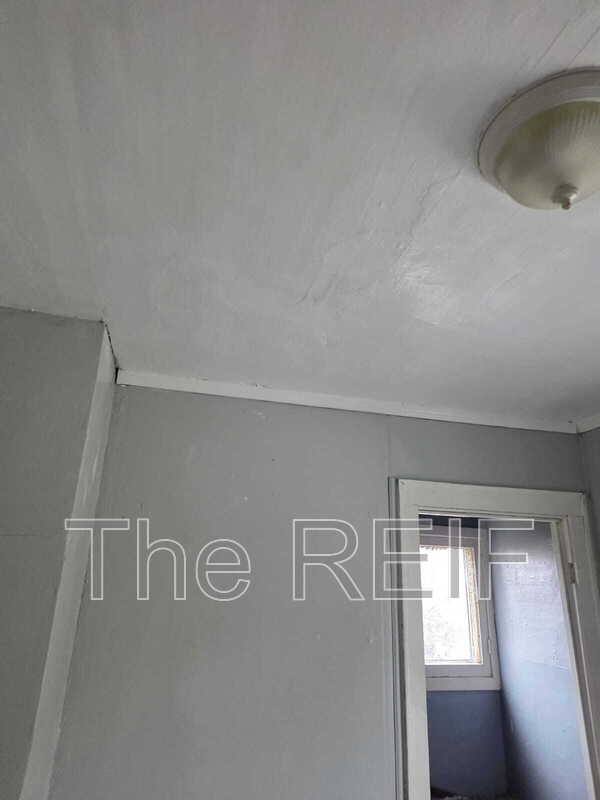 House for rent at 1023 Barrie Ave, Flint, MI 48507