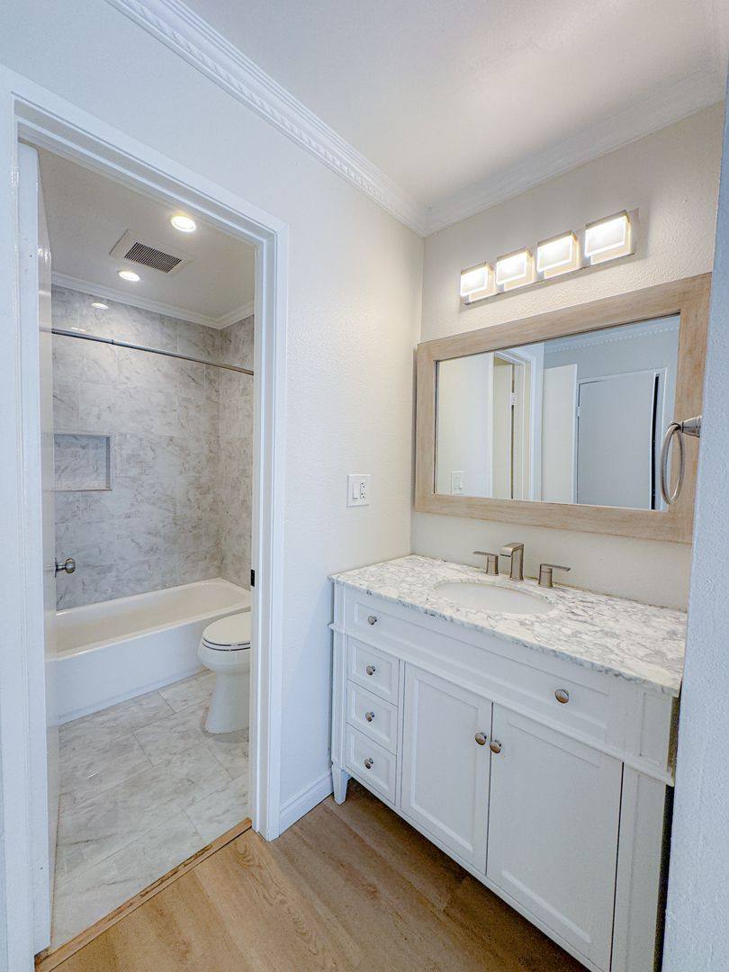 House for rent at 620 W Hyde Park Blvd #313, Inglewood, CA 90302
