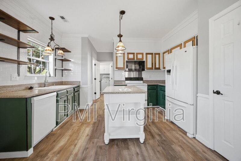 House for rent at 3016 Beaden Dr, Virginia Beach, VA 23456