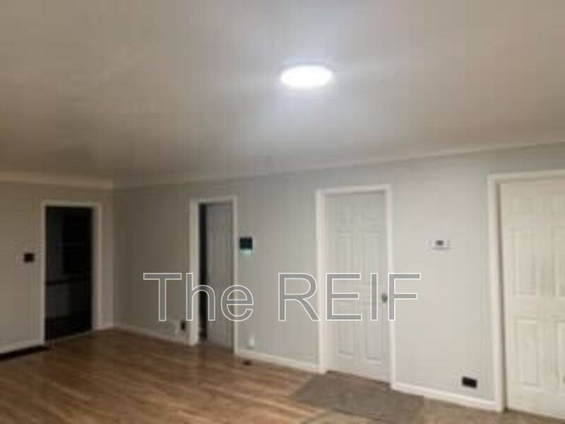 House for rent at 1553 Illinois Ave, Flint, MI 48506