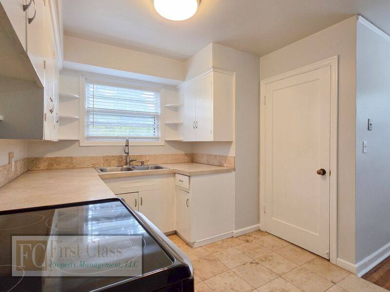 Apartment for rent at 5735 N Montana Ave, Portland, OR 97217