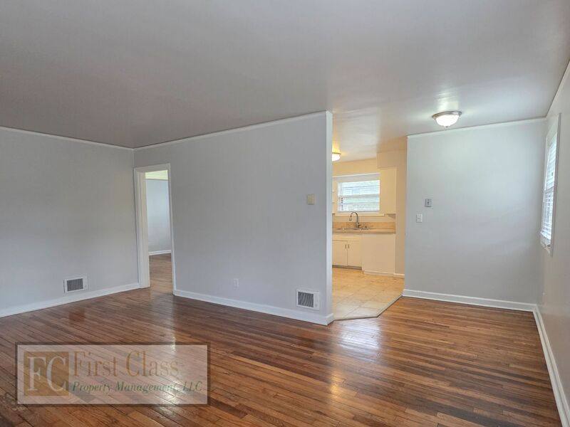 Apartment for rent at 5735 N Montana Ave, Portland, OR 97217