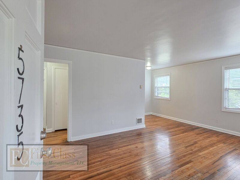 Apartment for rent at 5735 N Montana Ave, Portland, OR 97217