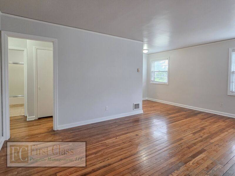 Apartment for rent at 5735 N Montana Ave, Portland, OR 97217