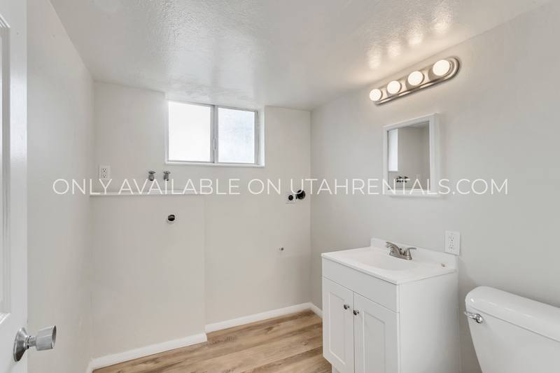 Townhouse for rent at 30 E 925 N, Orem, UT 84057