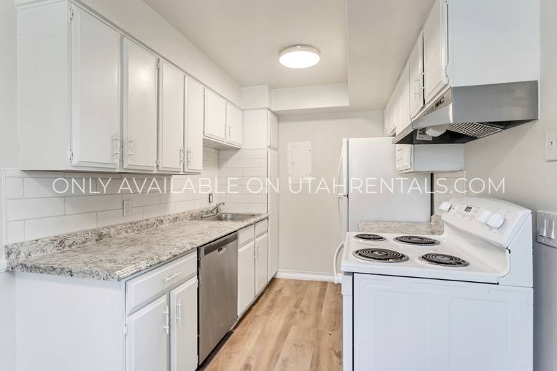Townhouse for rent at 30 E 925 N, Orem, UT 84057
