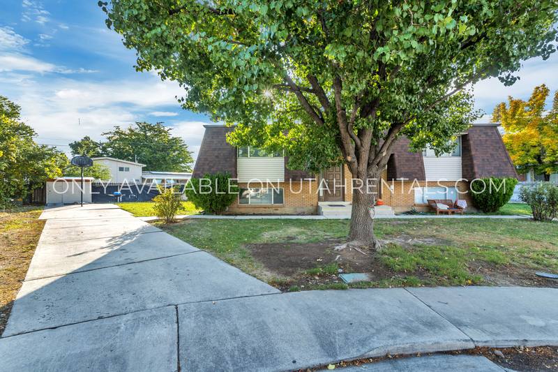 Townhouse for rent at 30 E 925 N, Orem, UT 84057