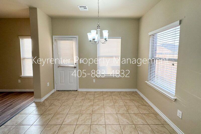 House for rent at 2409 Rosa Circle, Yukon, OK 73099