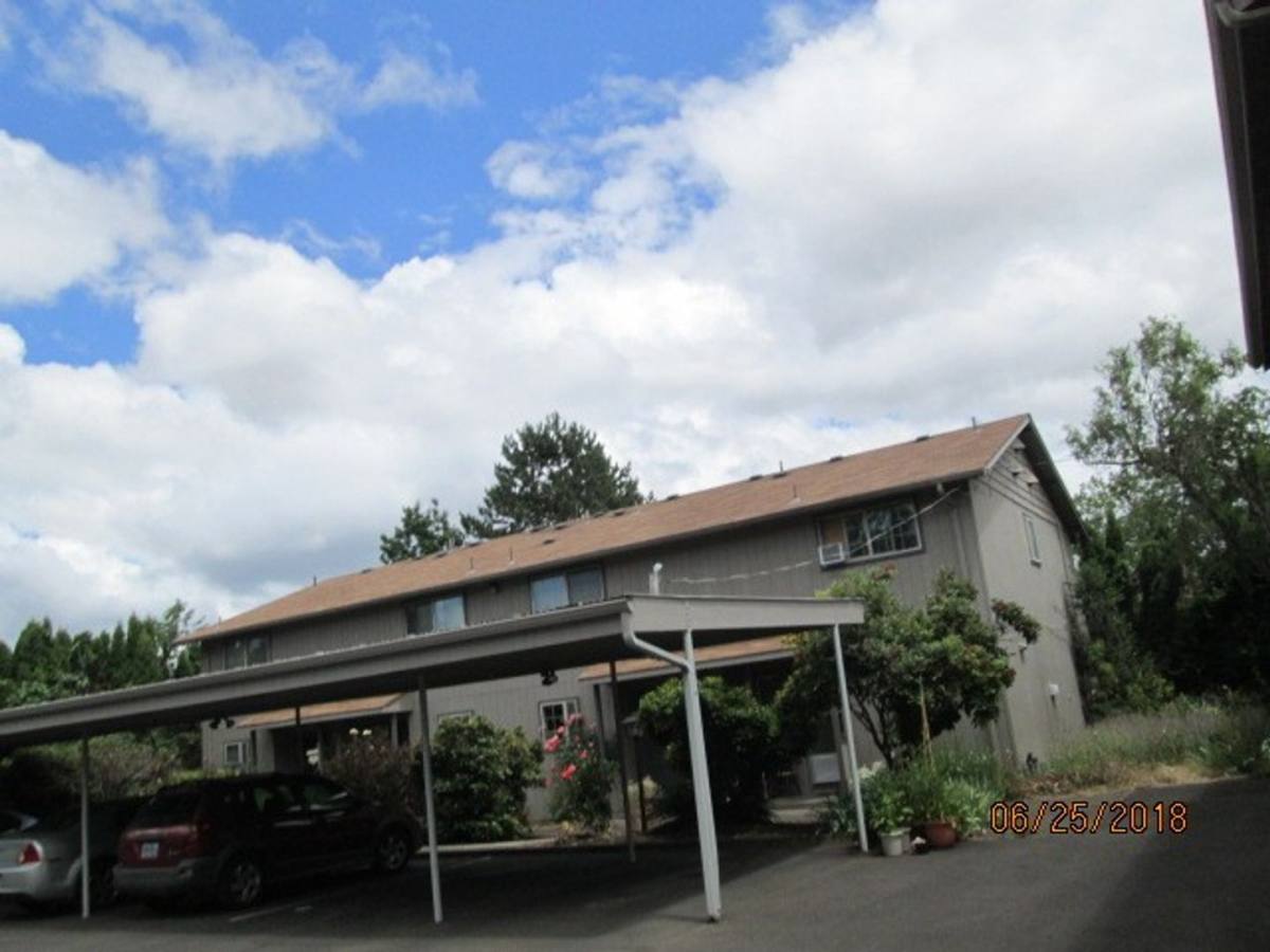 Apartment for rent at 2365 Cal Young Rd, Eugene, OR 97401