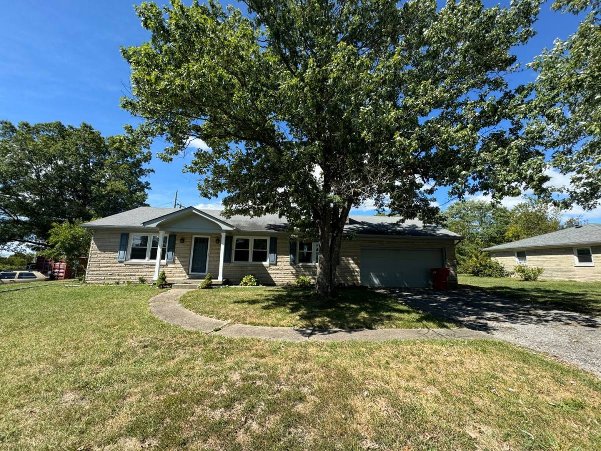 House for rent at 101 Rainbow Dr, Nicholasville, KY 40356