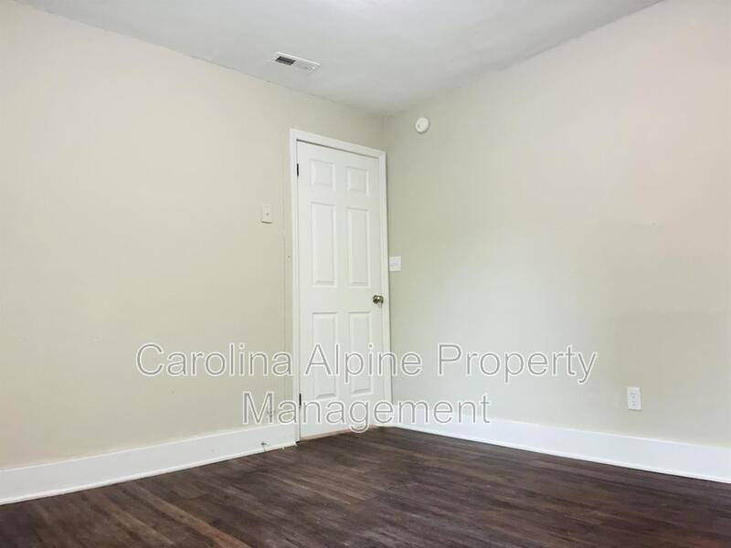 Apartment for rent at 819 Buffalo St #B, Shelby, NC 28150