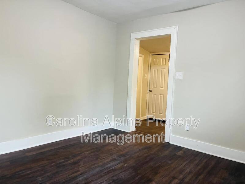 Apartment for rent at 819 Buffalo St #B, Shelby, NC 28150