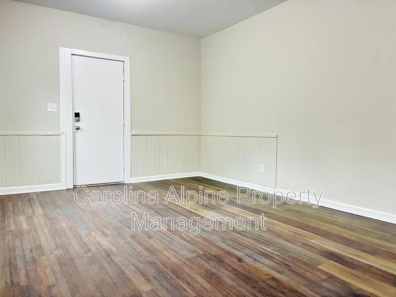 Apartment for rent at 819 Buffalo St #B, Shelby, NC 28150