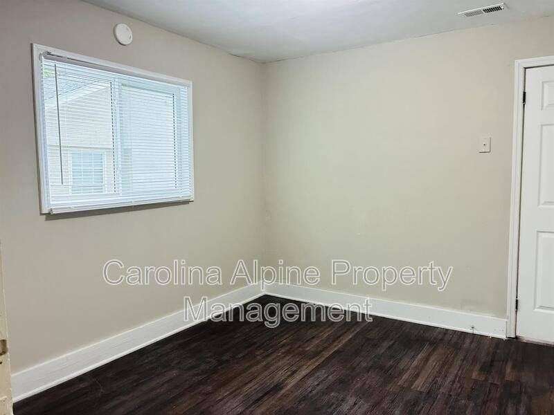 Apartment for rent at 819 Buffalo St #B, Shelby, NC 28150