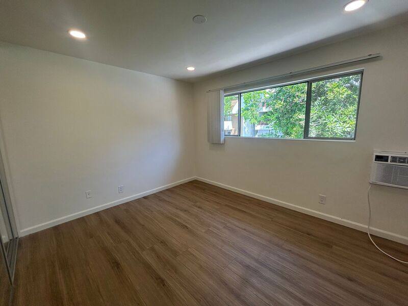 Apartment for rent at 346 N Louise St #11, Glendale, CA 91206