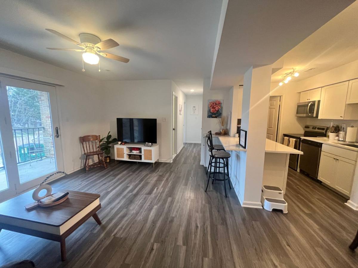 Apartment for rent at 1129 W Main St, Lansdale, PA 19446