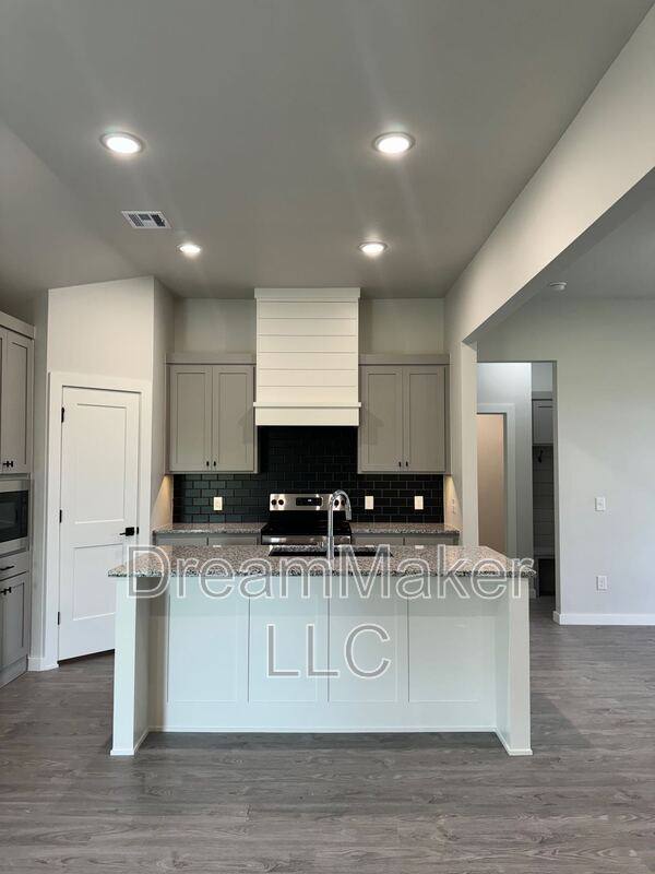 House for rent at 5176 Lily Lane, Washington, OK 73093