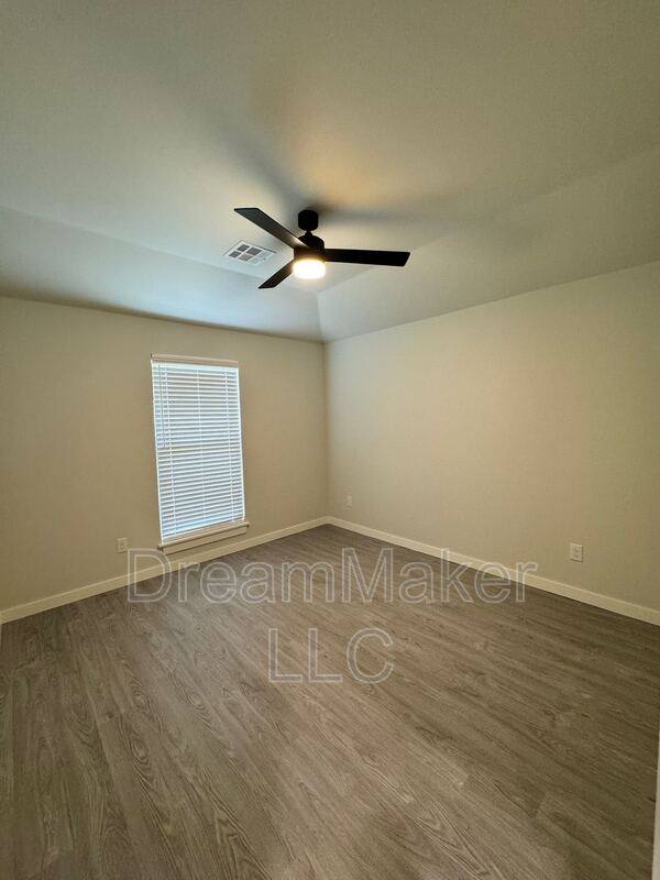 House for rent at 5176 Lily Lane, Washington, OK 73093